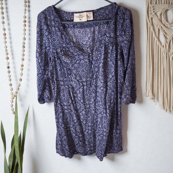 Boho Floral Tunic Dress L.O.G.G. by H&M – Blue Paisley Print – Size 8 - Picture 4 of 11